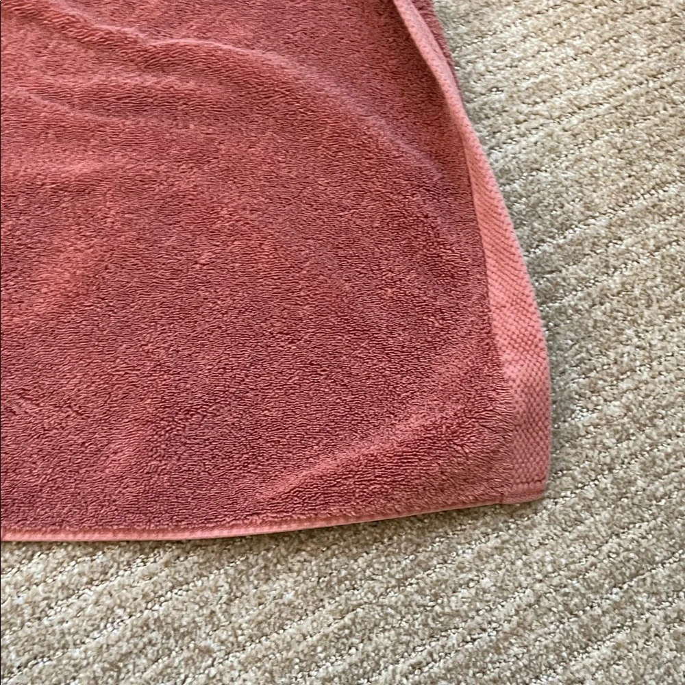 Luxurious Rose Bath Towel